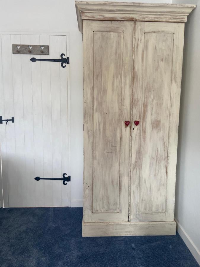 Barrow Harbour Studio Apartment Tralee Eksteriør bilde