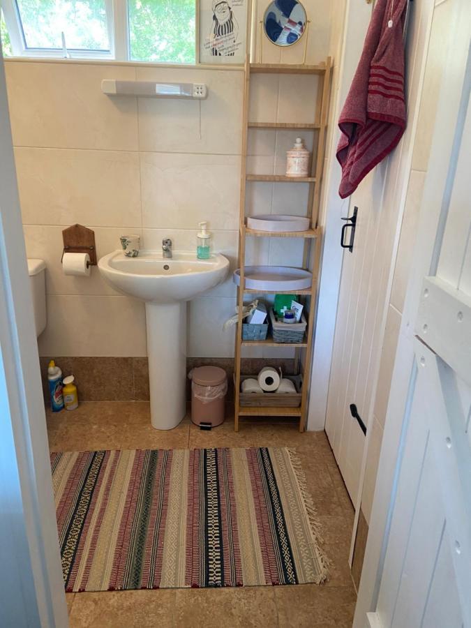 Barrow Harbour Studio Apartment Tralee Eksteriør bilde